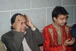 Ghulam Ali, Mohammed Vakil launches Maul Ka Darbar album in Andheri, Mumbai on 29th Nov 2011 (13).JPG